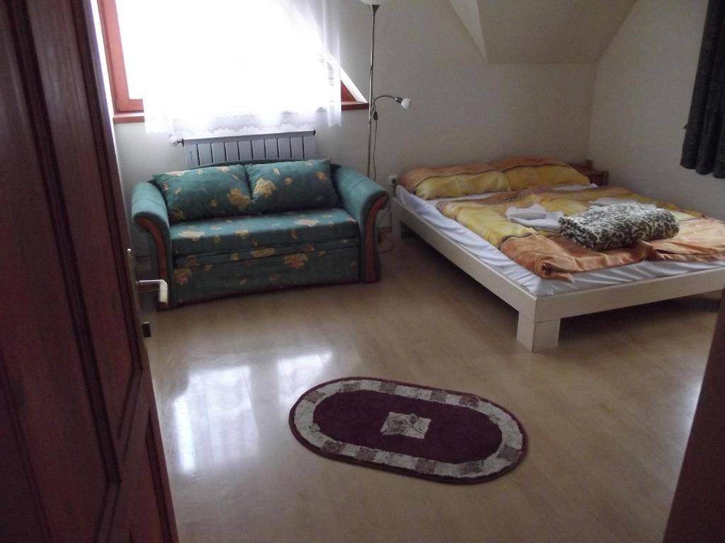 Hôtel Szarvas Panzio à Erdőbénye Extérieur photo